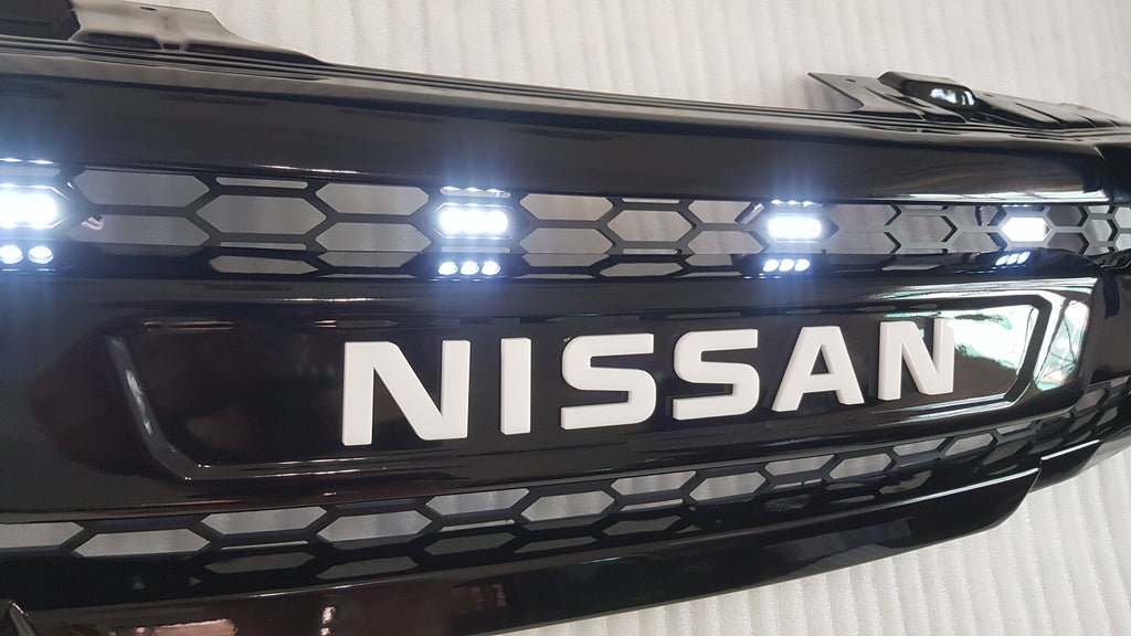 NISSAN NAVARA
D40 PRE-FACELIFT
2005-2010
FULL GRILL REPLACEMENT
GLOSS  BLACK VERSION! 
WITH WHITE LOGO LOGO
/PATHFINDER R51