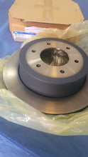 Load image into Gallery viewer, FULL KIT GENUINE FORD RANGER/RAPTOR  2023-2025 REAR SET OF BRAKE PADS+2 REAR DISCS