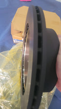 Load image into Gallery viewer, FULL KIT GENUINE FORD RANGER/RAPTOR  2023-2025 REAR SET OF BRAKE PADS+2 REAR DISCS