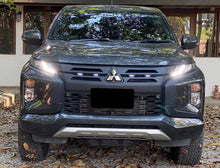 Load image into Gallery viewer, MITSUBISHI L200 
SERIES 6
FULL GRILL 
2020-2021