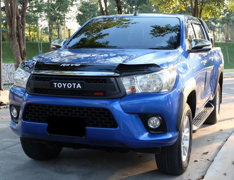 TOYOTA HILUX GRILL 2015-2018