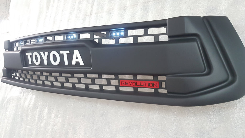 TOYOTA HILUX GRILL 2015-2018