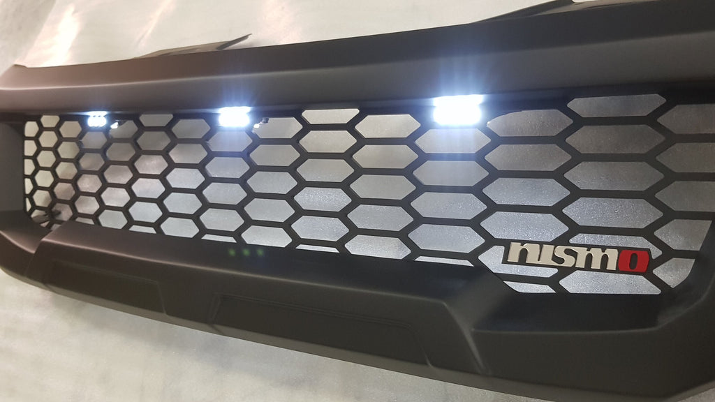 NISSAN NAVARA NP300 GRILL V2