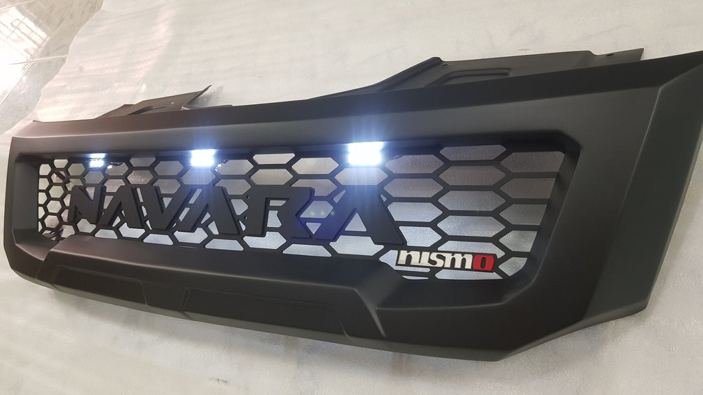 NISSAN NAVARA NP300 GRILL V2