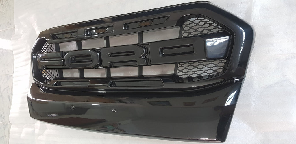 FORD RANGER 2015-2020 ALSO 2020-2021 FULL GLOSS GRILL V2 WHITE OR AMBER LEDS