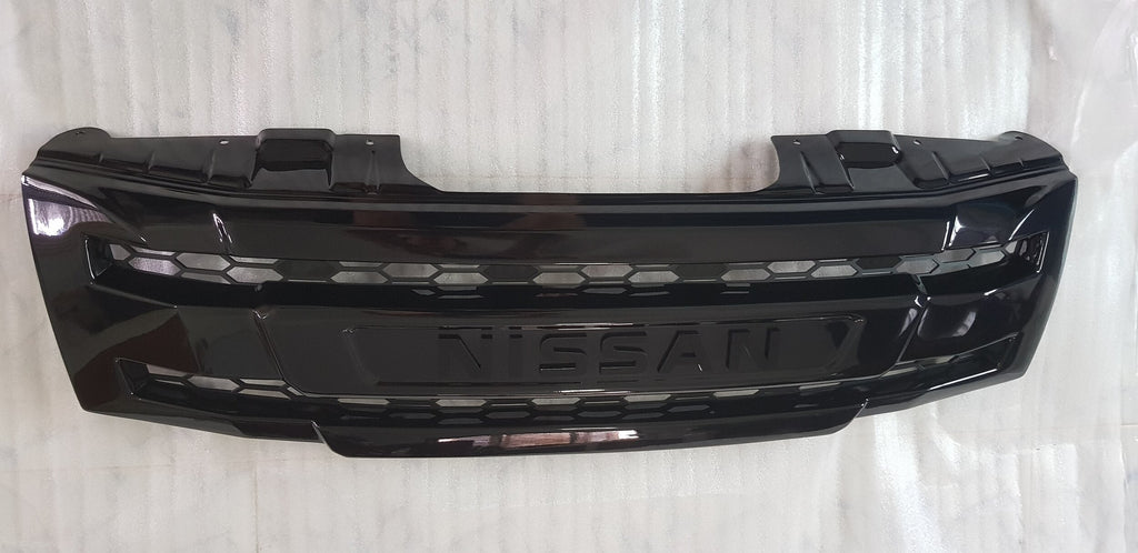 NISSAN NAVARA D40 PRE-FACELIFTFULL GRILL REPLACEMENT GLOSS  BLACK VERSION! /PATHFINDER R51