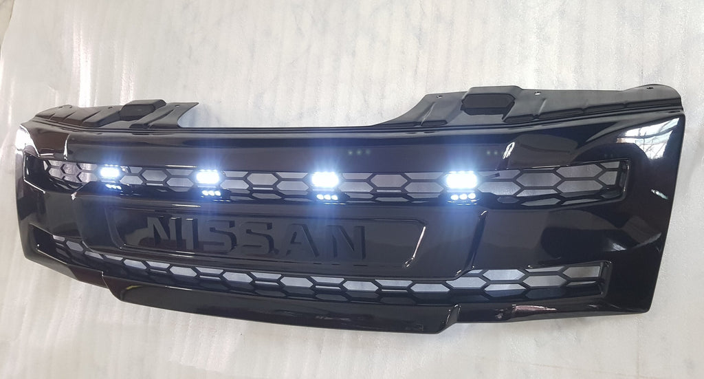 NISSAN NAVARA D40 PRE-FACELIFTFULL GRILL REPLACEMENT GLOSS  BLACK VERSION! /PATHFINDER R51