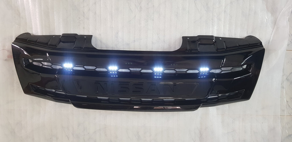 NISSAN NAVARA D40 PRE-FACELIFTFULL GRILL REPLACEMENT GLOSS  BLACK VERSION! /PATHFINDER R51