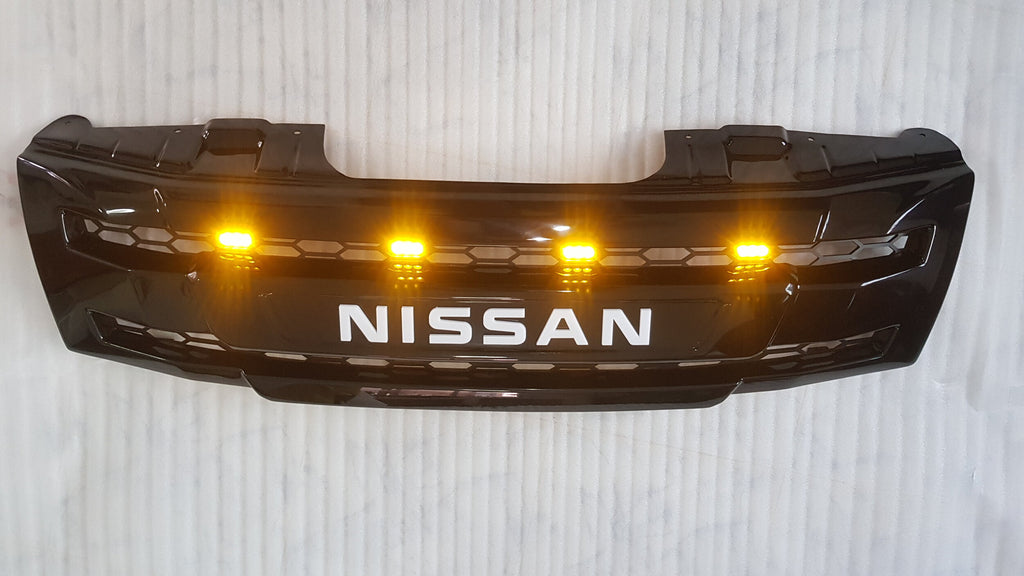 NISSAN NAVARA D40 / PATHFINDER GLOSS BLACK WITH WHITE LOGO WITH AMBER LEDS