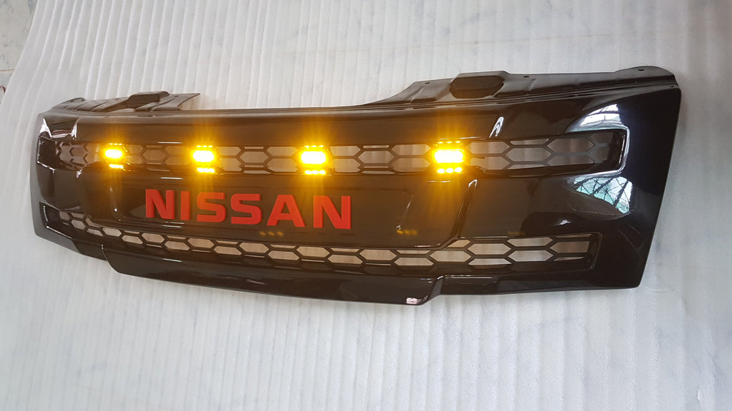 NISSAN NAVARA
D40 PRE-FACELIFT
2005-2010
FULL GRILL REPLACEMENT
RED LOGO
GLOSS BLACK VERSION! 
/PATHFINDER R51 AMBER LEDS