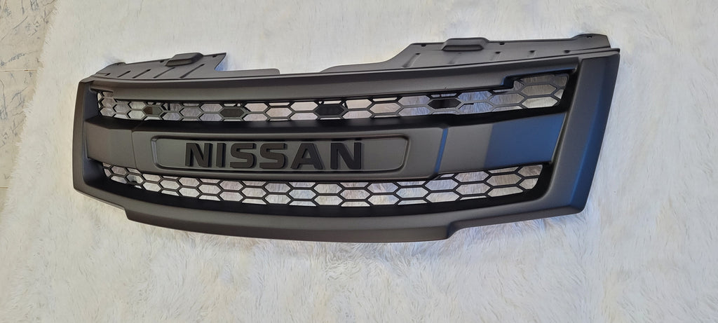 NISSAN NAVARA D40 PATHFINDER/ FACELIFT COMPLETE V2 GRILL BLACK LOGO 2010-2015