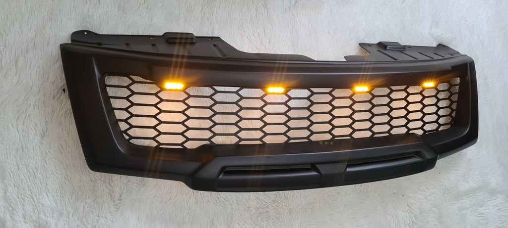 NISSAN NAVARA D40 FACELIFT COMPLETE GRILL AMBER LEDS 2010-2015