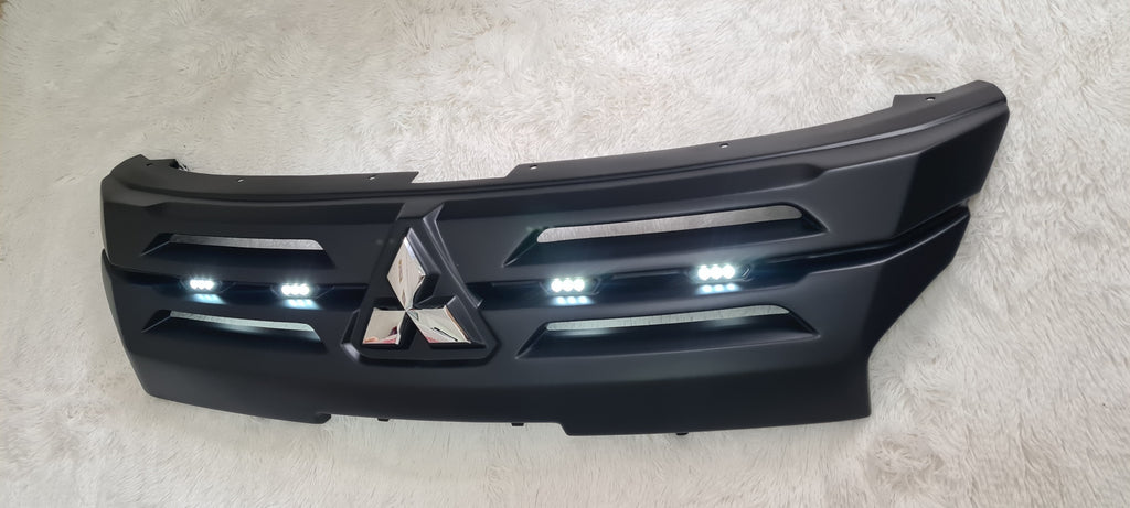 MITSUBISHI L200 
SERIES 6
FULL GRILL 
2020-2021