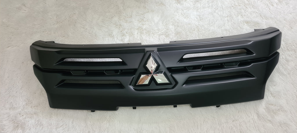 MITSUBISHI L200 
SERIES 6
FULL GRILL 
2020-2021