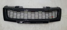 Load image into Gallery viewer, NISSAN PATHFINDER PLAIN FULL MESH COMPLETE GRILL (PRE FACELIFT)