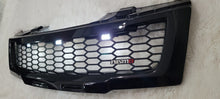 Load image into Gallery viewer, NISSAN PATHFINDER PLAIN FULL MESH COMPLETE GRILL (PRE FACELIFT)