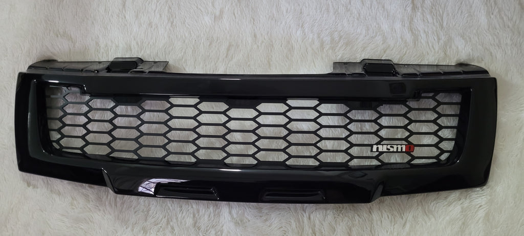 NISSAN PATHFINDER PLAIN FULL MESH COMPLETE GRILL (PRE FACELIFT)