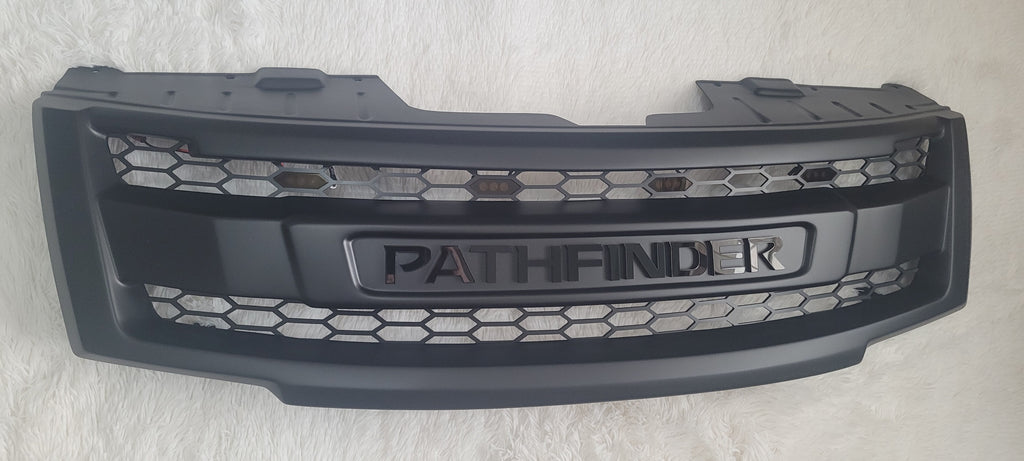 NISSAN PATHFINDER/ FACELIFT COMPLETE V2 GRILL  2010-2015