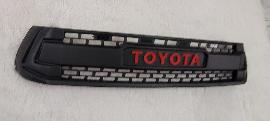 TOYOTA HILUX GRILL 2015-2018 WHITE LEDS