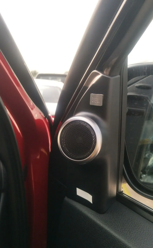 TOYOTA HILUX  2015-2023 TWEETER MOULD COVERS BY JBL