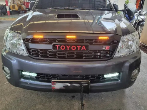 TOYOTA HILUX  FULL GRILL 2012-2014 MK7 RED LOGO AMBER LED'S