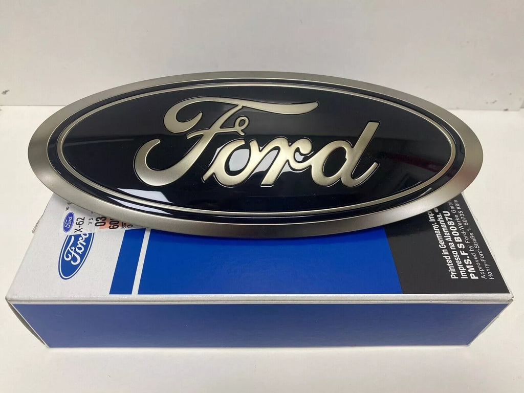 BLACK Ford Oval Badge for Front Grill XL/XLS/XLT/WILDTRAK/SPORT 2023-2025