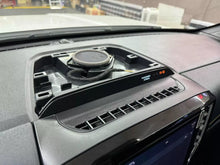 Load image into Gallery viewer, Ford Range Genuine Central Speaker Set PLUG/PLAY RANGER 23-25