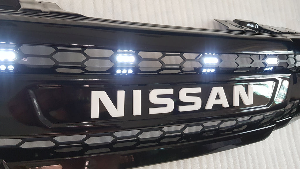 NISSAN NAVARA D40 2005-2010 GRILL White Nissan