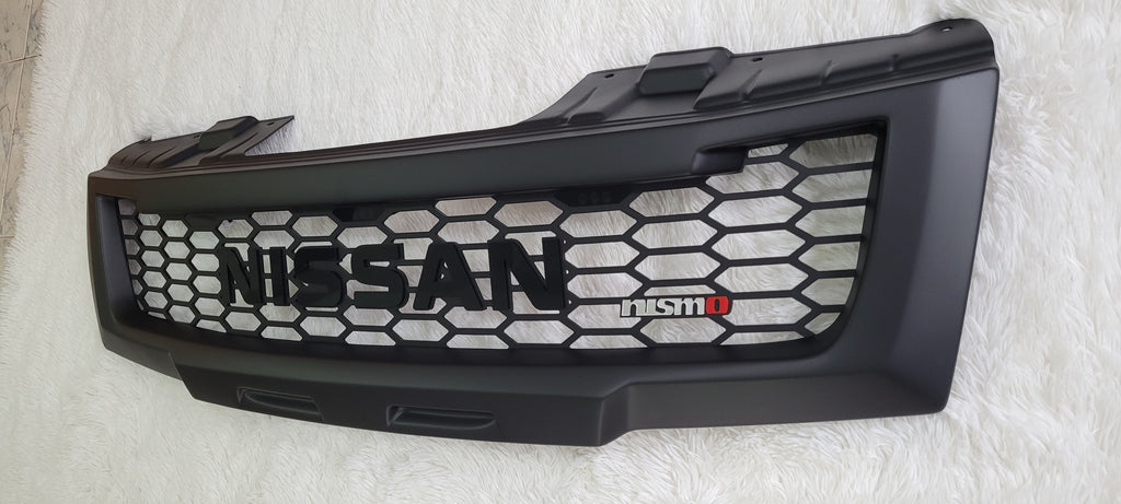 NISSAN NAVARA D40 2005-2010 GRILL BLACK NISSAN V2