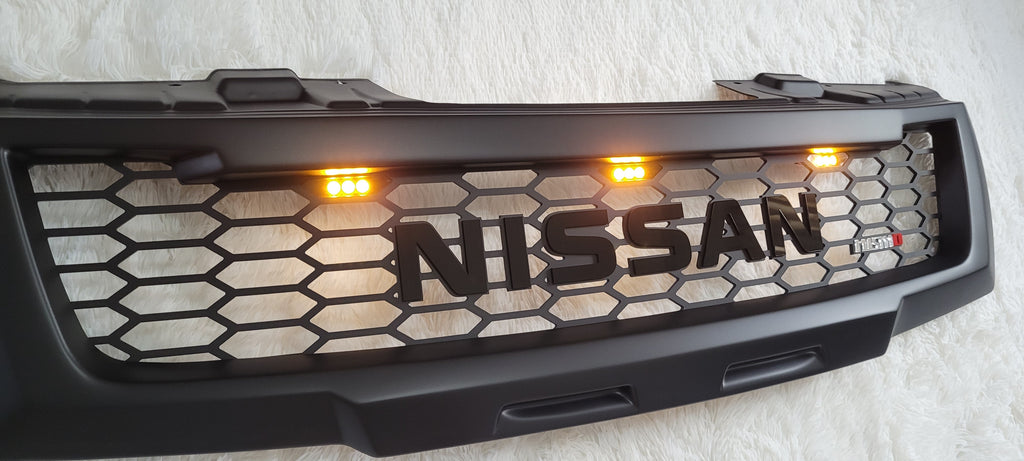 NISSAN PATHFINDER 2005-2010 GRILL BLACK NISSAN V2