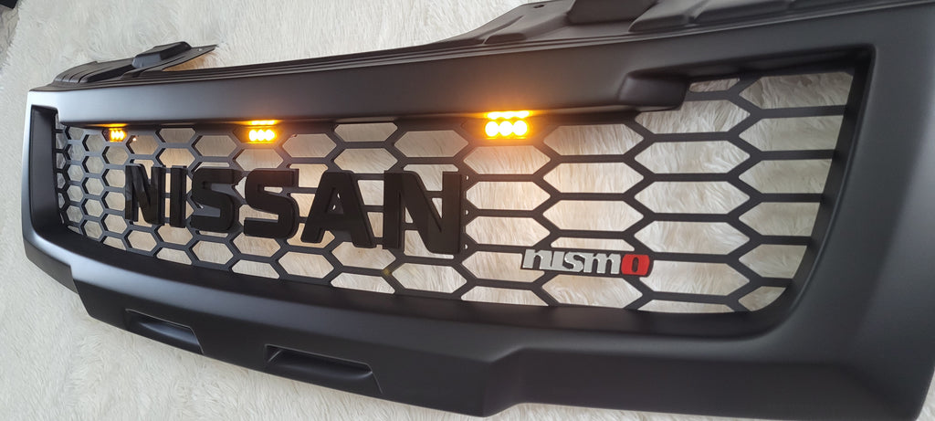 NISSAN NAVARA D40 2005-2010 GRILL BLACK NISSAN V2