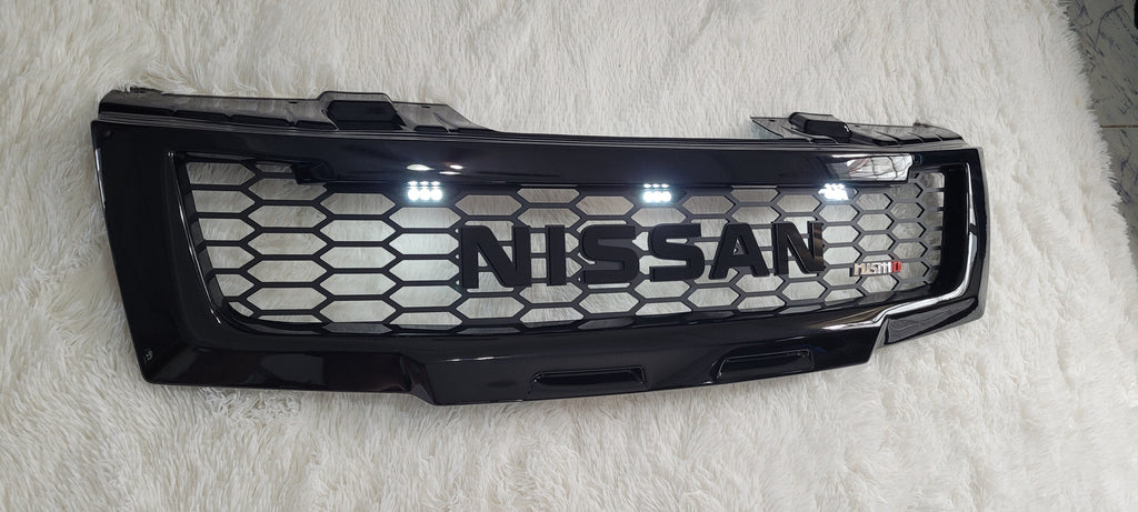 NISSAN NAVARA D40 2005-2010 GRILL BLACK NISSAN V2