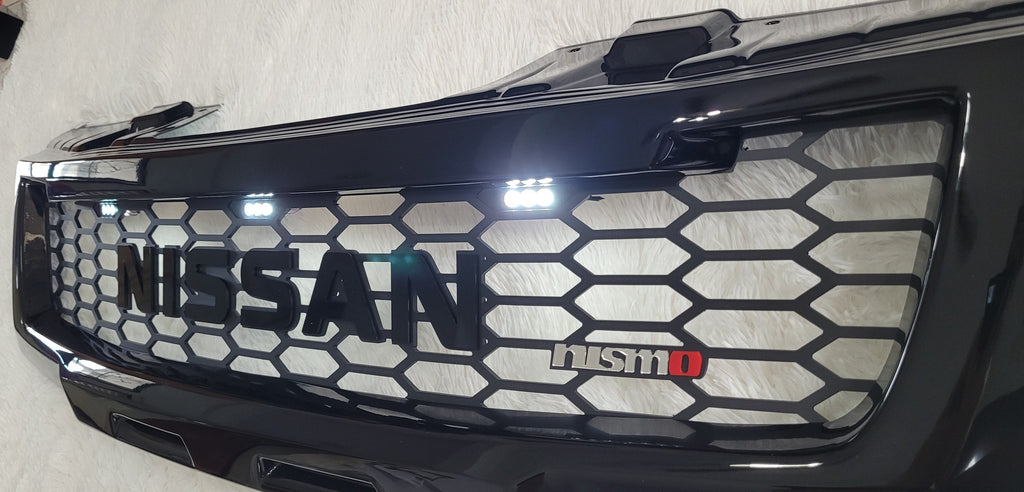 NISSAN NAVARA D40 2005-2010 GRILL BLACK NISSAN V2